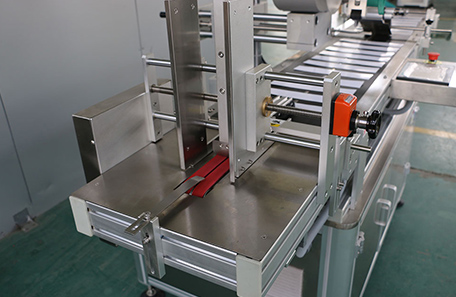 吊牌分頁貼標機